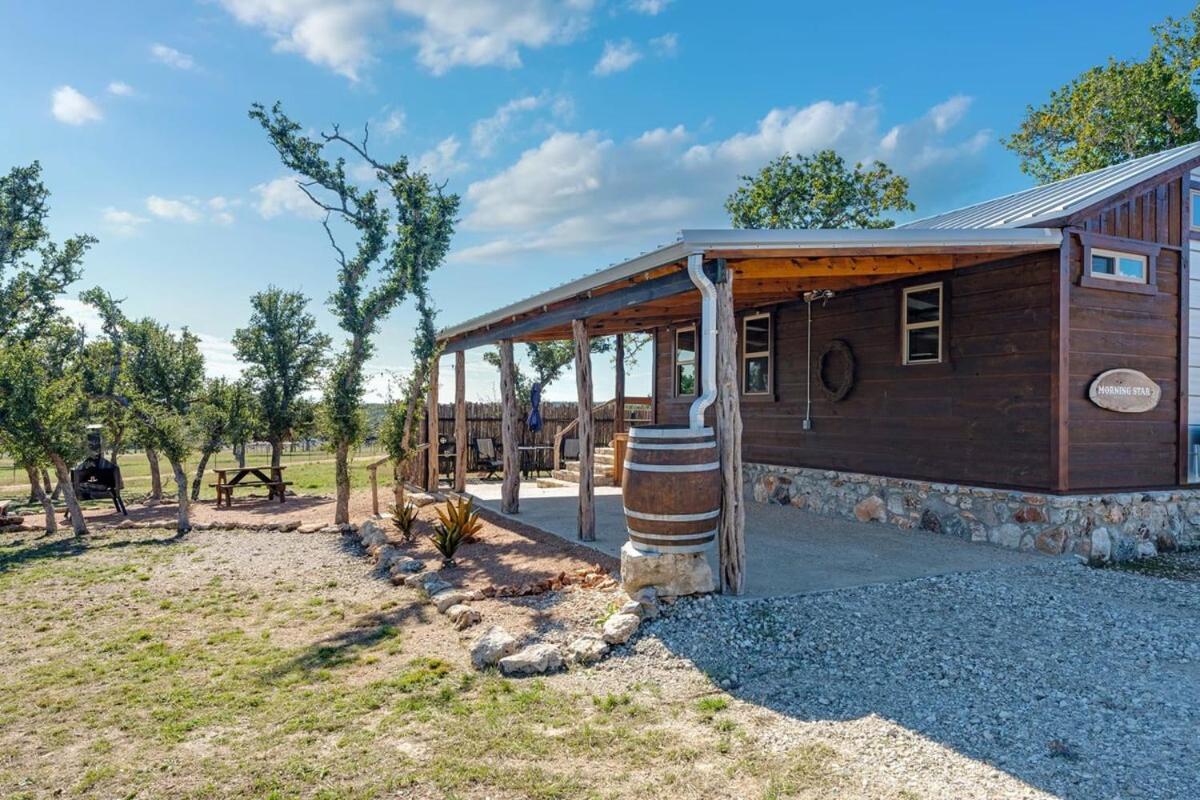 Rockin' R - Morning Star Cabin Фредеріксбург Екстер'єр фото